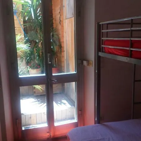 Glamorgan Hostel