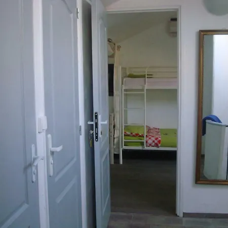 Glamorgan Hostel Antibes
