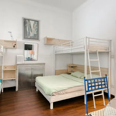 Glamorgan Хостел Антиб