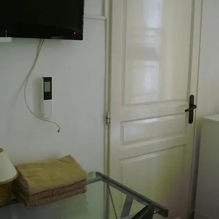 Hostel Glamorgan *
